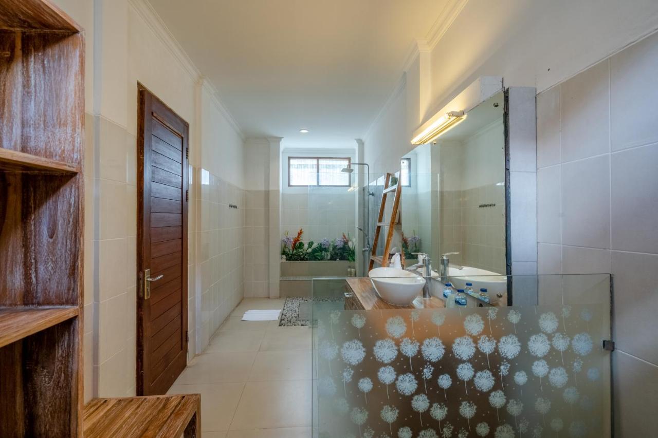 Villa Alleira Seminyak By Best Deals Asia Hospitality Eksteriør billede